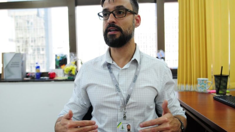 Cláudio Amorim: Para novas matrículas, não adianta ‘acampar’ na porta das escolas