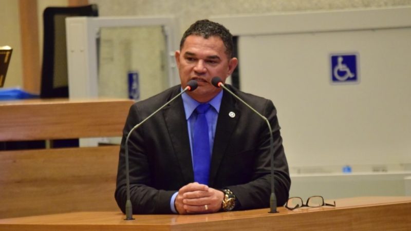 Deputado Hermeto se pronuncia sobre possível homofobia contra Policiais Militares homossexuais