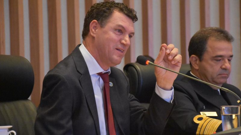 Deputado Iolando ajuda a ampliar programa emergencial de crédito empresarial no DF