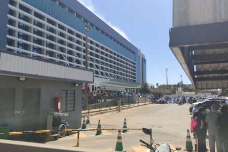 Vídeo. Incêndio atinge Santa Luzia em Brasília e pacientes são evacuados