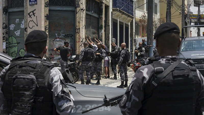 A triste realidade dos Policiais (veja vídeo) e relato de um sobrevivente