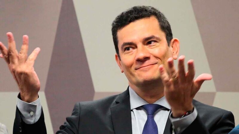 OAB dá carteira de advogado para Sergio Moro, que já tem até escritório