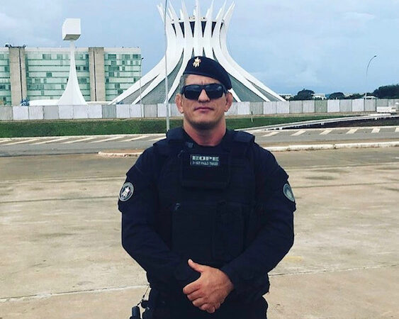 Paulo Thiago – O caveira pede  para sair