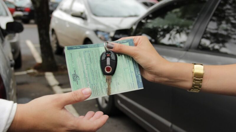 Detran-DF resolve ajustar o preço dos seus serviços