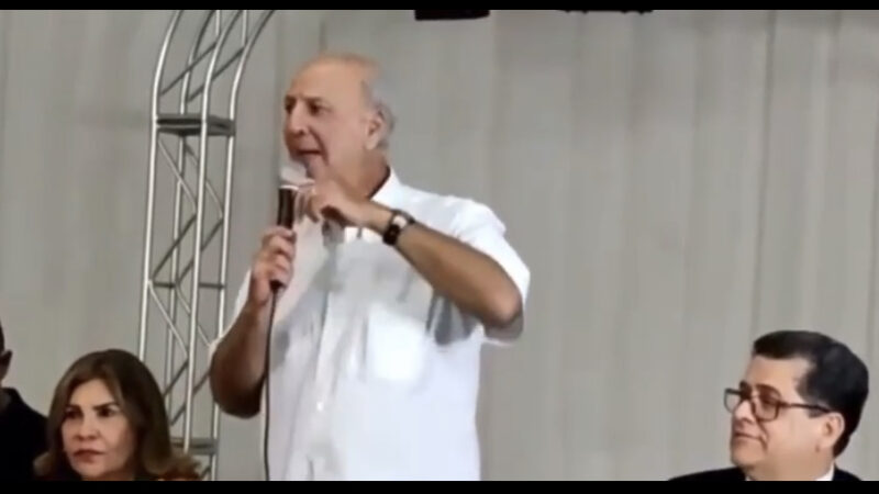 O DF se empolga com discurso de Arruda – A Flávia como governadora