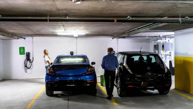 Novos edifícios deverão ter infraestrutura para carros elétricos no DF