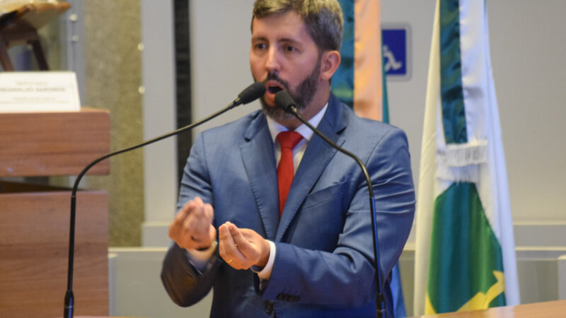Tribunal de Contas manda investigar PDAF após pedido de Leandro Grass