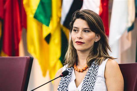 Júlia Lucy se consolida em pesquisa Metrópoles/Ideia e uma cadeira na Câmara Federal parece cada dia mais perto