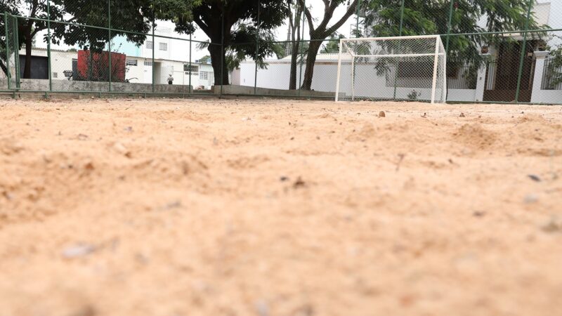 GDF investe R$ 1,6 milhão na construção de 20 quadras esportivas de areia