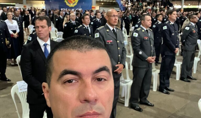 Deputado Luis Miranda é agraciado com a Medalha Tiradentes