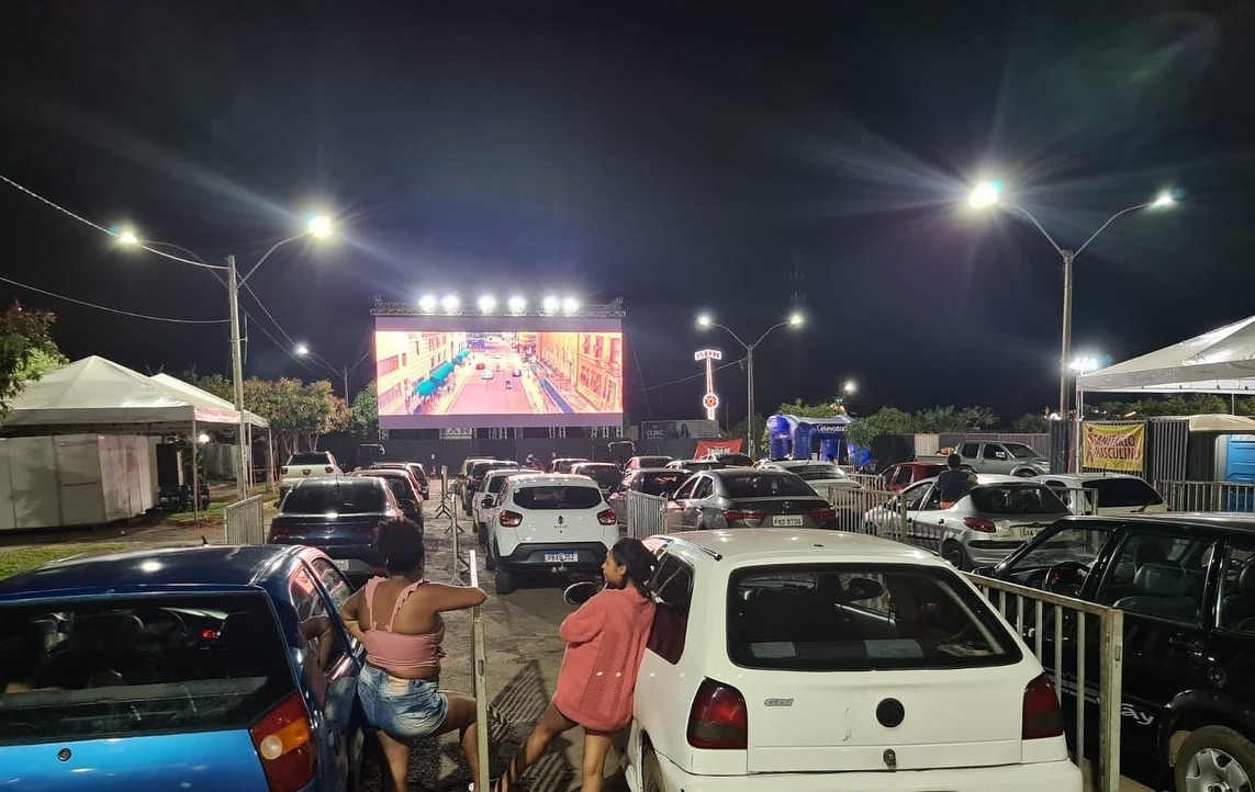 Cine Drive-In SVV - Megamente - Vila Velha, Espírito Santo - 07