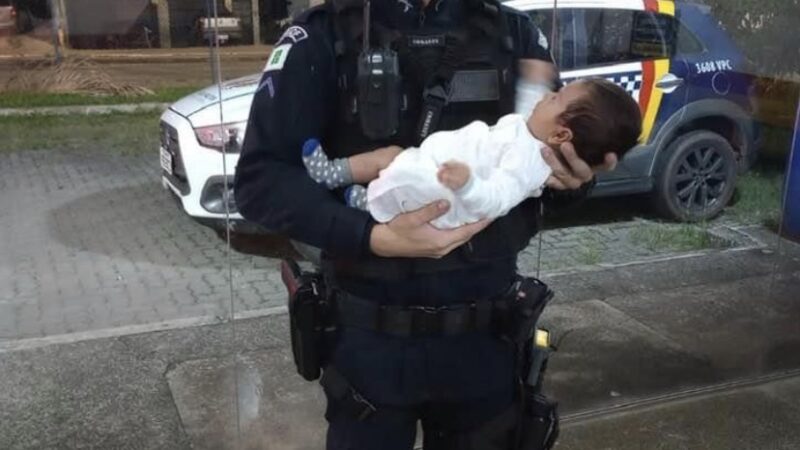 Policial Militar salva bebê de colo engasgado no Varjão