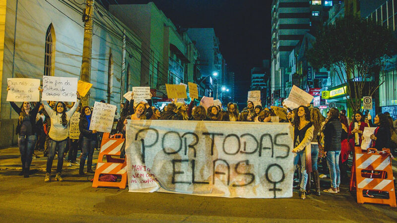 É POR TODAS ELAS SIM