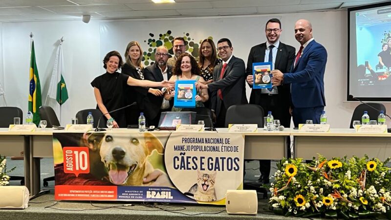 GDF participa de Fórum Nacional de Proteção Animal, no Dia Nacional dos Protetores Animais