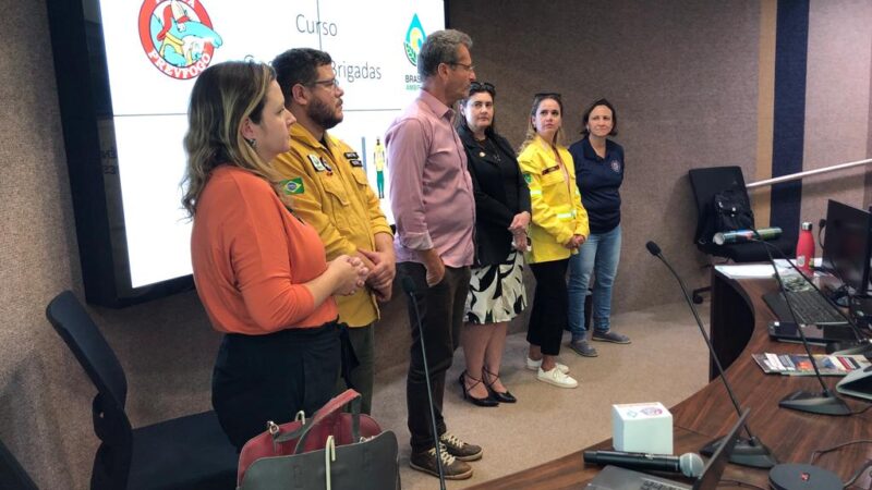 Supervisores e chefes de brigada concluem curso de gestão