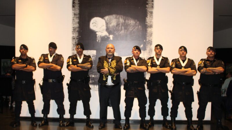 Policiais da ROTAM de Valparaíso recebem comanda “Homens de Honra”