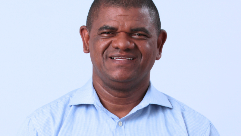Sem família, sem documentos e sem desistir: locutor Elisson Franklin é pré-candidato a deputado distrital