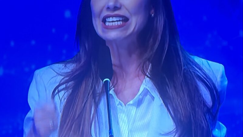 Paula Belmonte ganha debate da Band e dispara nas buscas do Google